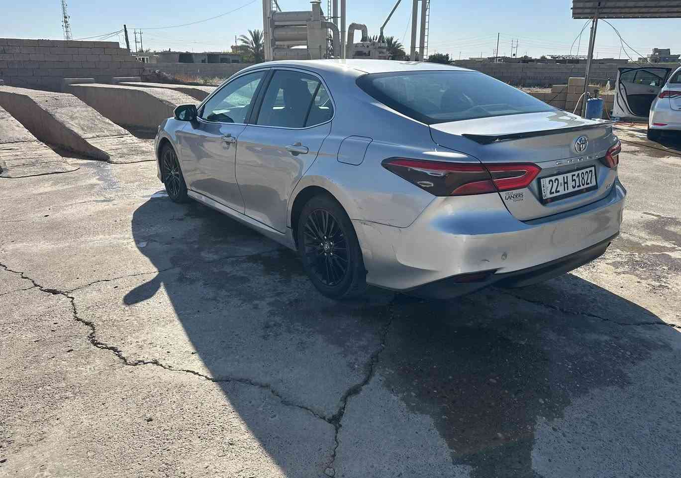 كامري 2018 LE بصمة … 
السياره بدون صبغ بيها شبر بالهلال الخلفي مأشر بالصور وبيها بارد ثلاث مكانات بالبوب مال سايق و خلف السايق
محرك گير شرط تبريد ثلج سنويه جديده تحويل مباشر 
مكان السياره الحويجه-الحلوات
السعر ١٦٣ وبيها مجال قليل
***********
ملاحظه بيع نقد فقط …..
