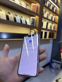 ايفون 13 • ١٢٨ • شاشة اصلي