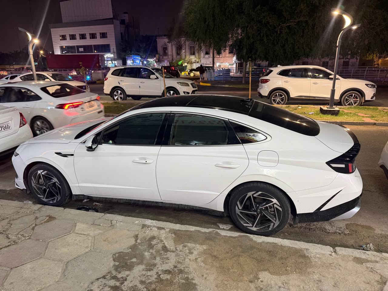 السلام عليكم للبيع سوناتا خليجي 2024
        فول موصفات للاخير     
        وارد خليجي مكينة 2.5   
       السياره نضيفه جدا بعدها بحاله وكاله 
      :  كفاله 
الموصفات /               45 الف كم 
                                       بنزين ⛽️ 
      • بانوراما
 • إنارة Full LED
 • انارة دخليه محيطية
 • كاميرا
 • حساسات أمامي + خلفي
 • دخول ذكي + تشغيل بصمة + تشغيل عن بعد
 • مرايا كهربائية قابلة للطي
 • بصمتين 
 • مقاعد جلد كهربائية 
 • لد امامي + خلفي
 • شاشتين 12.3 إنج
 • نظام صوت Bose
 • ستارة خلفية 
 • شاحن لاسلكي
 • تكييف أوتو ثنائي
 • كير إلكتروني تعليك
 • رادار + مانع تصادم
 • مثبت سرعة ذكي
 • نقطة عمياء + تحذير خلفي
 • 6 وسائد هوائية
السعر 227 وبيها مجال 
البصره القديمه
📞 *********** البصرة, العراق
