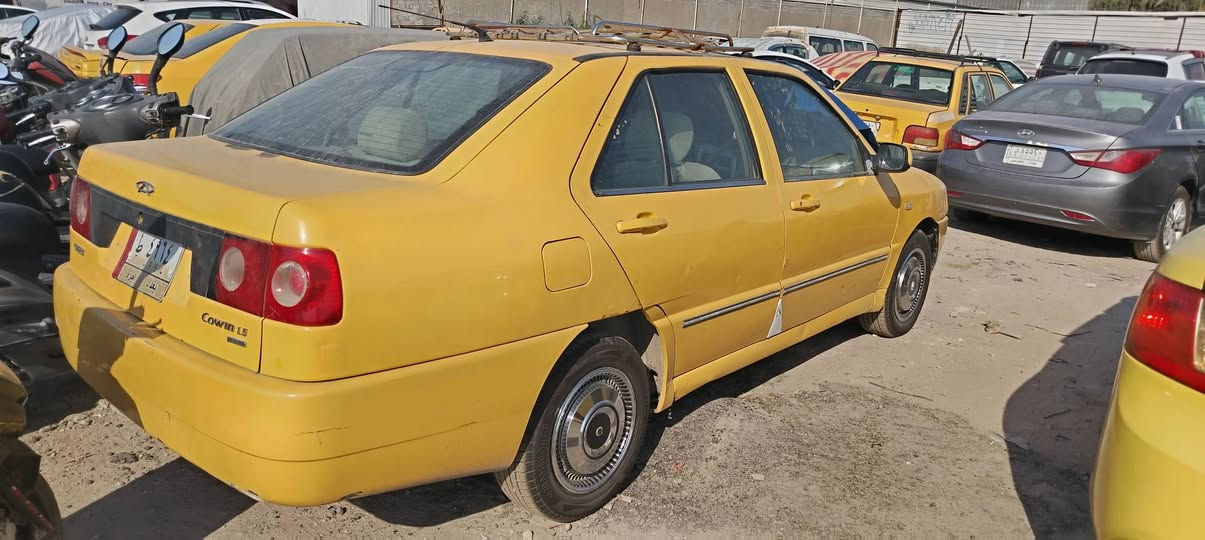 السلام عليك عندي  شيري كوين موديل ٢٠١٠ بسمي رقم بغداد محرك كير حلوات صدر نظيف تايرات هم نظيفه بس  كمبريسر عاطل سعره ٢٠ بيه مجال سنويه ساقطه بل ٢٠٢٥ رقمي هذا ***********
