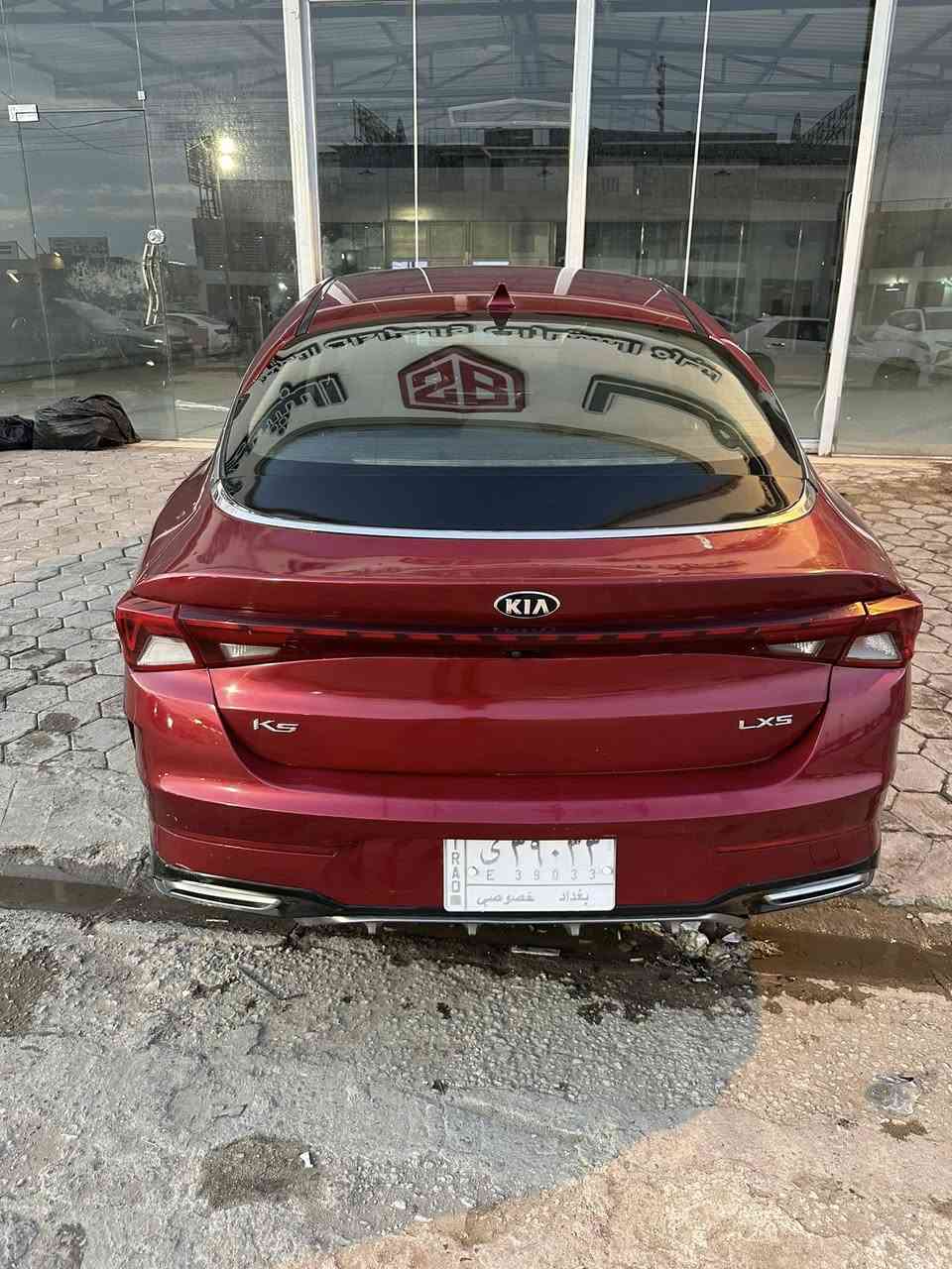 K5
موديل 21 
 تشغيل عن بعد
محركه 1600 تيربو جي تي لاين 
حادثه الجاملغ الوره نصه
او قبق الجنطه 
سعره 157 وبيه مجال للطيبين 
***********
