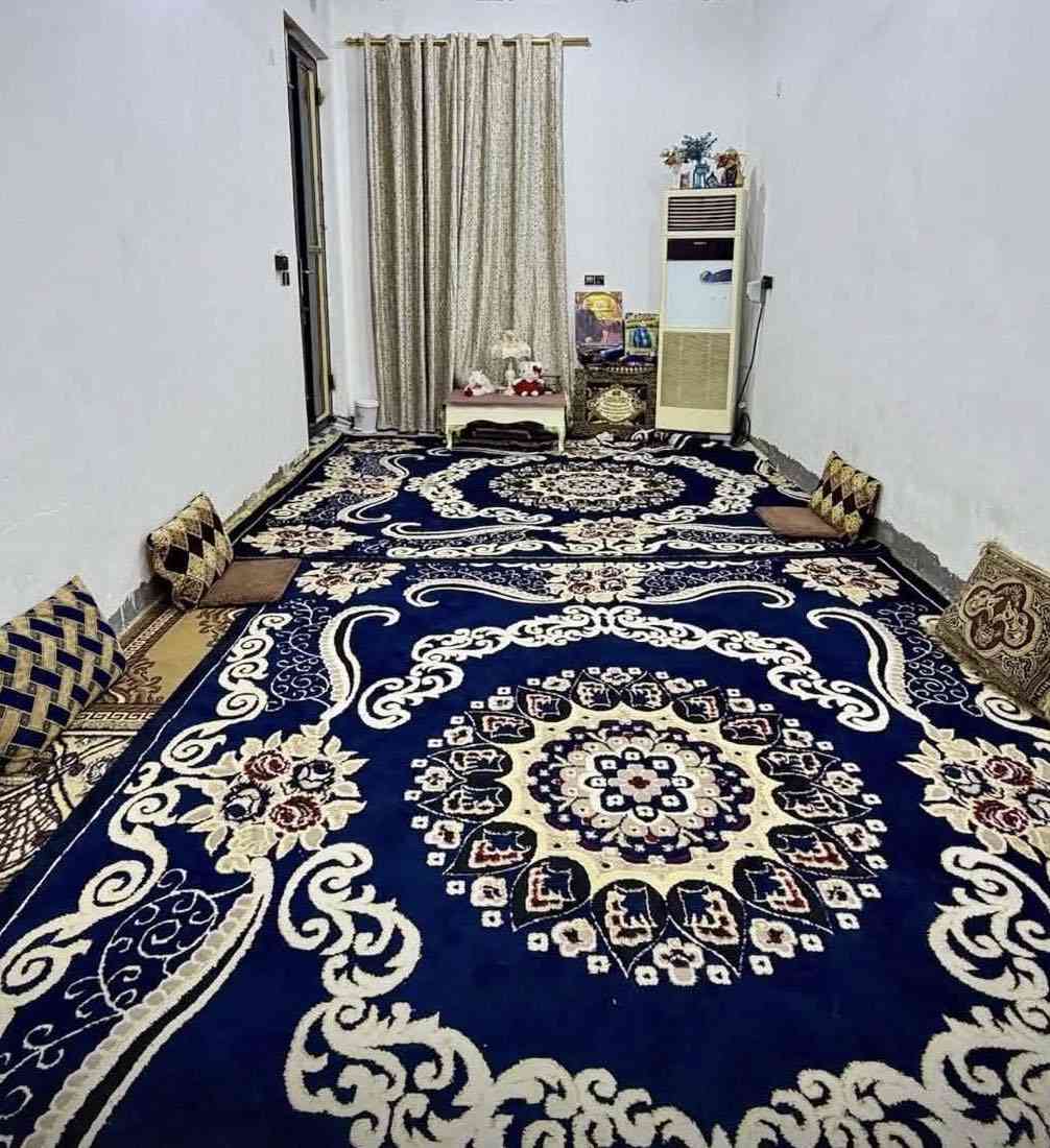 دار للبيع  بحي الحكم بناء 2025بيت للبيع حي الحكم 130 متر طابقين بناء 2025
يحتوي الطابق الأول غرفه وبراني وصاله ومطبخ وصحيات وحديقه زجاجيه الطابق الثاني يحتوي ع غرفه كبيره وصاله وصحيات وسطح 
قرب ملعب الخماسي

السعر 140 مليون قابل للتفاوض

رقم الإعلان (341)
للاستفسار اكثر مراجعة المكتب 
مكتب السيادة للعقارات 
***********
عنوان المكتب 📍حي الحسين شارع الاربع سايدات مجاور مصرف الجنوب

