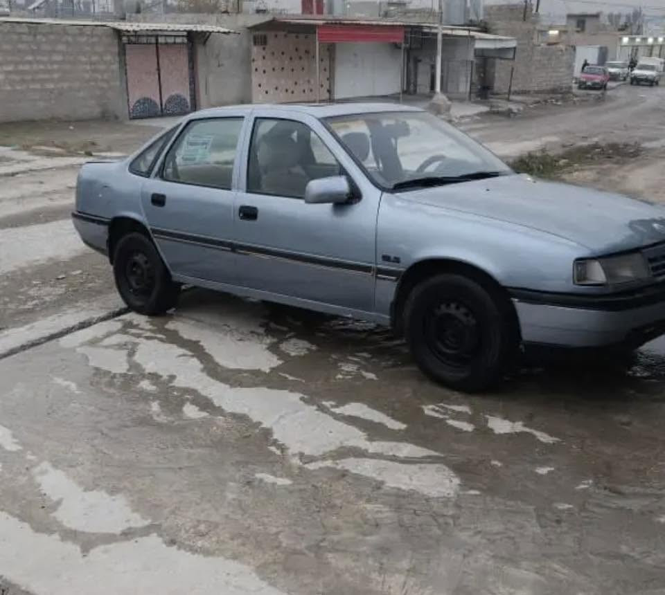 السلام عليكم 
اوبل فكترا موديل 91
حجم 20 
كير محرك شرط 
رقم مسطرة بغداد 
شرعيها جاري
هزة جديدة 
تتحول بلموصل
كابون الكتروني
سياره جاهزه
***********
