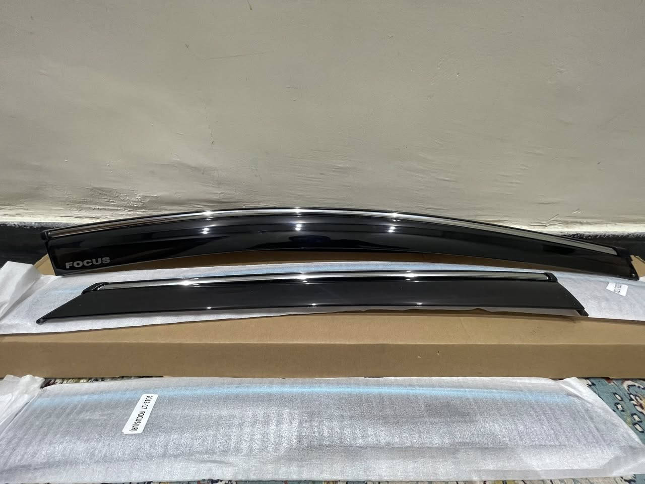 مساء الورد على اخوتنا بالكروب المحترم …
تعلن محلات  فورد سنتر الحاج عباس وأولاده
عن وصول مطريات  -فوكس-.  موديل 12-18
وبالمواصفات التاليه …
١- يتكون السيت من ٤ قطع امام وخلف سميكة
 ٢- تمتاز باللون الاسود الجميل مع خط نيكل من الاعلى 
٣-تمتاز القطع الاماميه بوحود كتابه السيارة Fucos بارزه وجميله 👌🏻 … 
٤ - سميكة جداً شرط سعر السيت ٢٥ الف ✌🏻✌🏻✌🏻
5- قالب بلادي (على ذول الابواب ) ليس قصير 

يوجد خدمه توصيل 🚚 
مركز  الحاج عباس واولاده 
الاول في عالم الفورد 
خبره ٦٠ عاما في قطع الغيار 
🛻🚘🚕🔧🛠
مركز صيانه وقطع غيار الفورد بكافه موديلاته 🌷
ادوات صدر … ادوات كشر… 
ادوات محرك … كهربائيات …اكسسوارات 
بغداد - ساحه الطيران 📌 
مدخل الشيخ عمر 
١٠٠ متر ع اليمين
للحجز والاستفسار 
***********
***********
***********
***********
يوجد خدمه توصيل 🚚 
بغداد او المحافضات 5 الاف دينار
