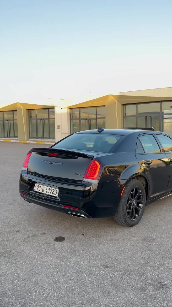 السعر 325 ورقه وبيها مجال العنوان سيلمانية ***********
