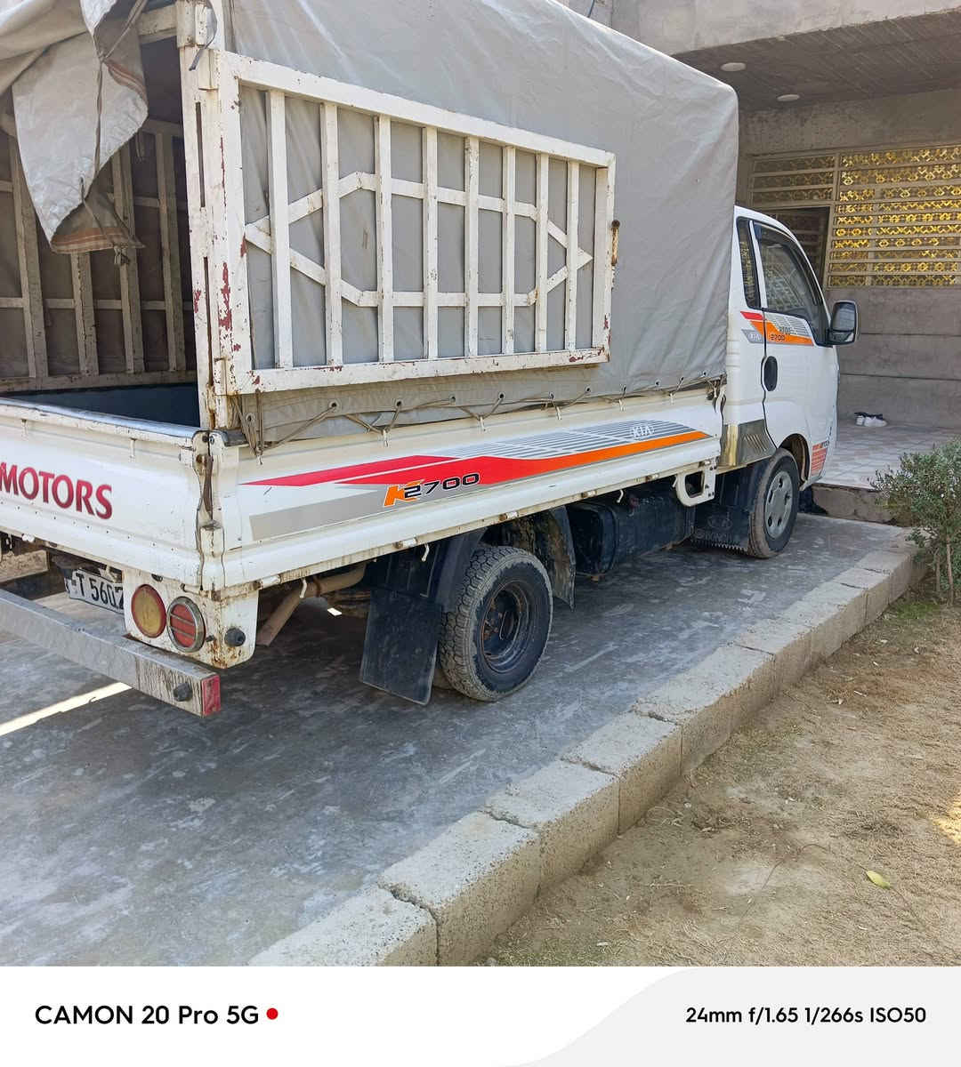 سياره للبيع كيا عموشه 2014 سنويه باسمي سياره مقفوله كير ومحرك وصدر وتخم تاير وباتري رقم بغداد نكليزي سعر ١١٠ وبيه مجال ***********
