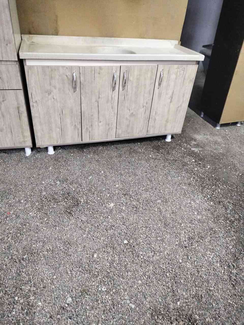 كاونترات باله  تركي شغل درجه اولى موجود كل القيسات والالوان نعيد تجهيزه حسب طلب الزبون  .ديوانيه .الاسكان .مقابل المعهد التقني ***********
