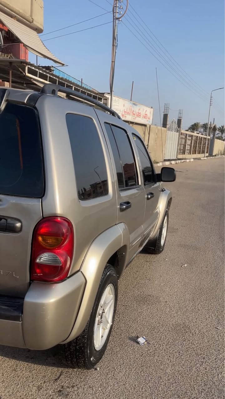 جيب ليبرتي ٢٠٠٣ فبريكا دواخل و سقف وشنطة وكبوت🧿 ٤ كاوتش جديد مشلان بطاريه لسا راكبه بالكرتونه 🤍معمول كل السرفز مش محتاجه مصاريف لسا مغير طقم بوجيهات ومغير زيت وفلتر ومغير حجات في العفشه مكملتش اسبوع والحاجه القديمه موجوده لسا🧿٣٧٠٠ cc ٦ سلندر 🤍صالون جلد حالته جيده كراسي كهربه فاميه مثبوت في الرخصه 01027721592 القنطرة غرب, الاسماعيلية


**إذا كنت صاحب هذا الإعلان وتريد حذفه لأي سبب، رجاءا أرسل رسالة إلى الدعم الفني**