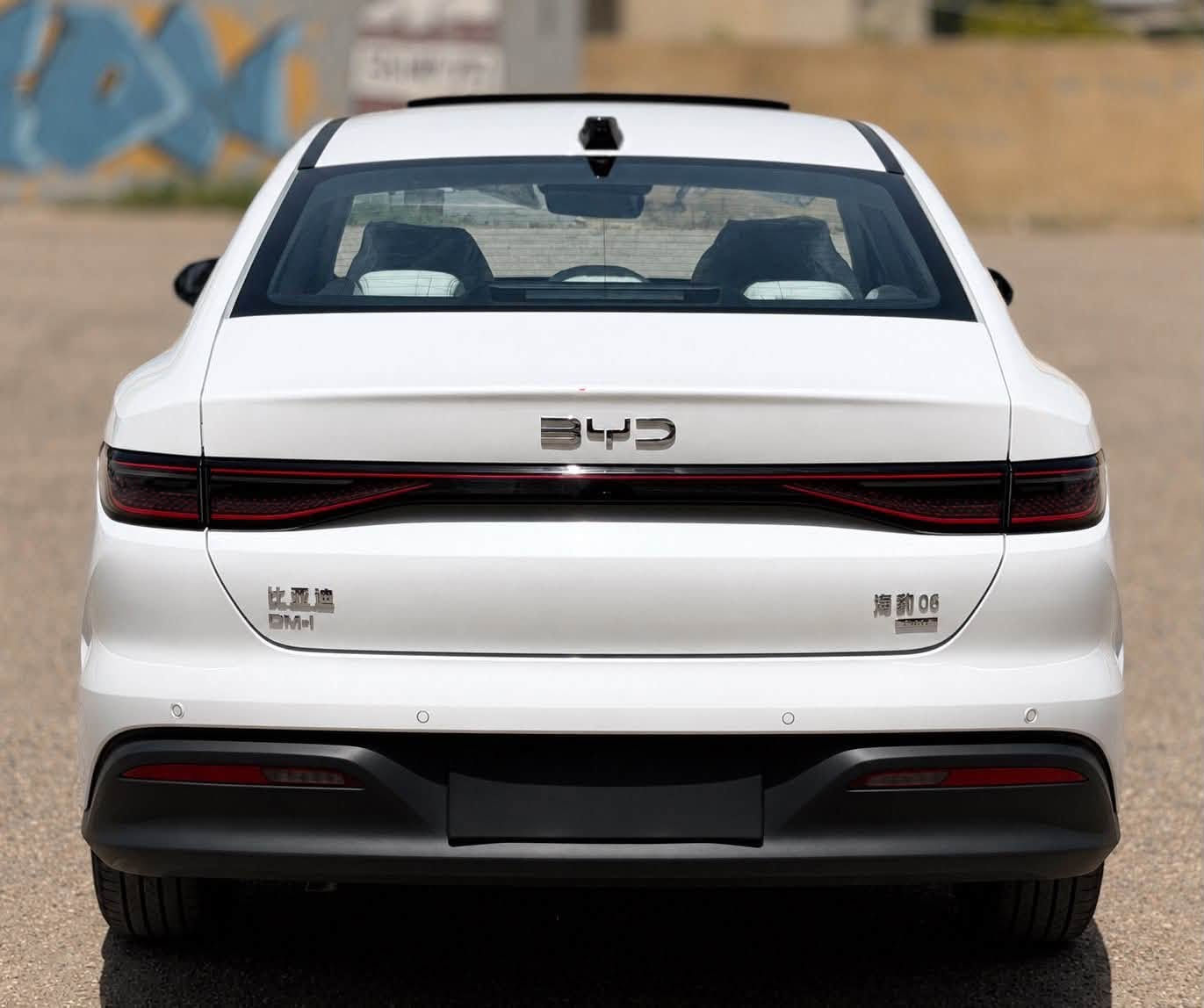 🔥 للبيع | BYD Seal 5 موديل 2025 🔥

🚘 بي واي دي سيل 5 موديل 2025
✅ زيرو
✅ مرقمة بغداد
✅ مكفولة
✅ أعلى فئة (Full Option)

المواصفات:
✔️ فتحة سقف
✔️ نظام المحافظة على المسار
✔️ 13 كاميرا
✔️ شاشة كبيرة
✔️ بصمة تشغيل ودخول
✔️ حساسات أمامية وخلفية
✔️ كاميرا 360
✔️ مقاعد جلد
✔️ جميع أنظمة الأمان والقيادة الذكية

🚗 السيارة نظيفة جداً، جاهزة للنقل والتسجيل، ولا تحتاج أي مصروف.

📍مرقمة بغداد
📞 للاستفسار والمفاوضة على الخاص أو الاتصال.
‏***********
