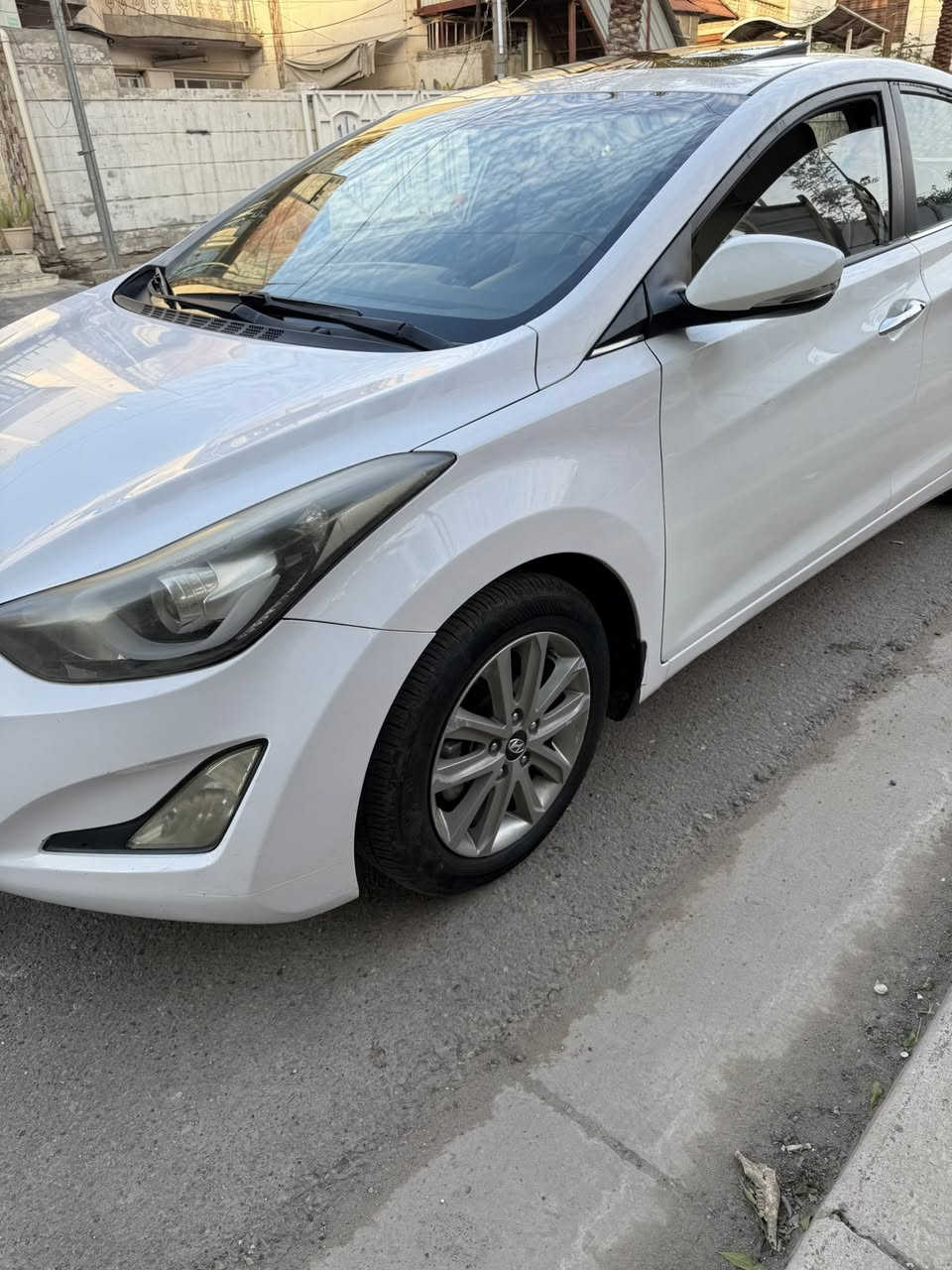 السلام عليكم للبيع النترا موديل 2015 خليجيه محرك 1800 دوش فول مواصفات عده البصمه بيهة بابين امبدلات صفحه السايق والجاملغ الامامي صفحه السكن مصبوغ بدون دواخل بدون ايرباك كير محرك تبريد صدر تخم تاير تخم ويلكب كله كامل ماشيه 136 كيلو رقم بغداد تحويل مباشر السعر 113$ وبيهة مجال مكاني بغداد الحريه للاتصال ***********
