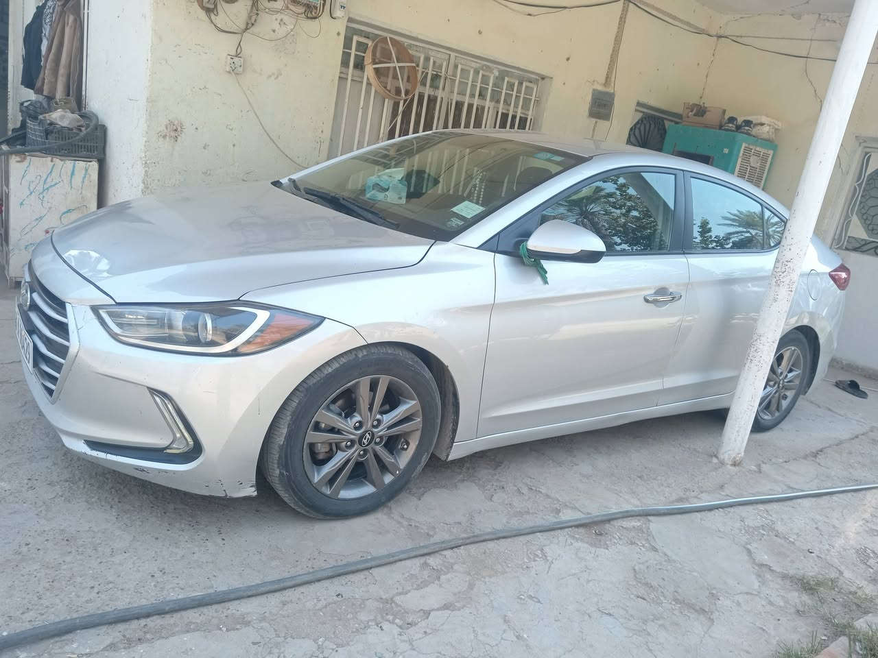 السلام عليكم الانترا أمريكي 2018 خير من الله مكينه وصدر بيه فقط جاملغ وخشم البنيد سونار موجود السعر 125 وبيه مجال قليل الاستفسار علا الرقم ***********
