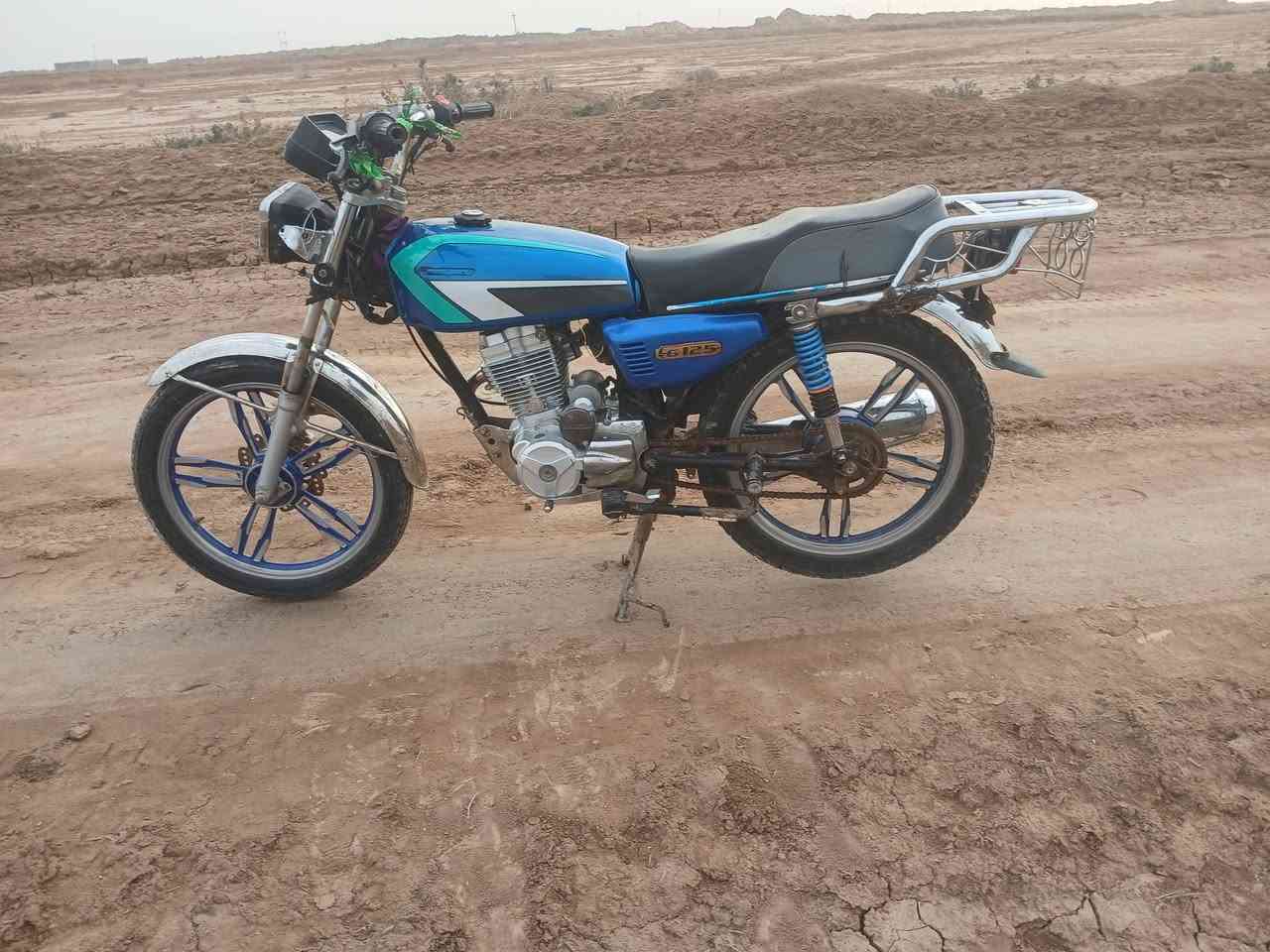 سلام عليكم البيع بارت ٢٠٢٠ اوراق اصولي مكينه جديده دراجه مال جناي البيع ومراوس بنامه  اصل حتول بدون اوراق كون موتعمير السعر ٥٧٥وبي مجال.    *********** المكان قريب علي شرقي
