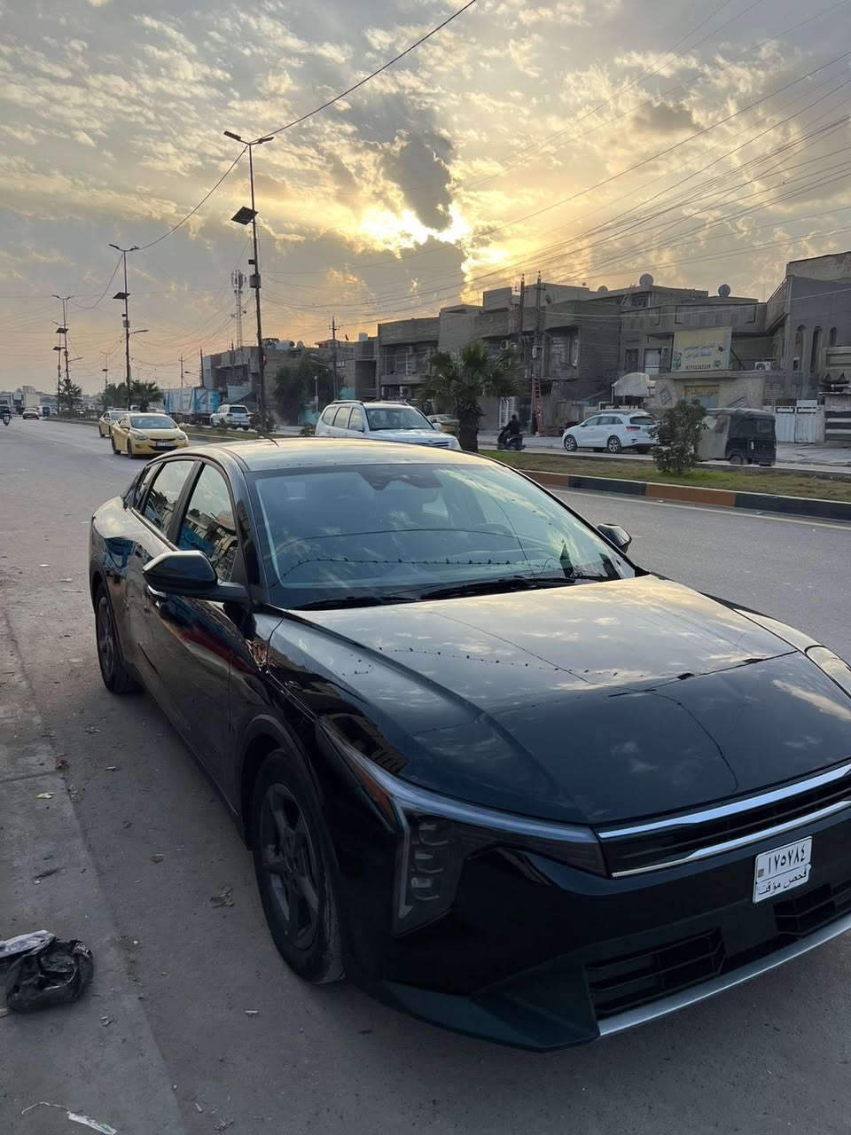 سلام عليكم للبيع كيا فور موديل 2025 بدون رقم حادث فقط بنيد وجاملغ مبدل معروضه ب١٥٠ وبيها مجال 
***********
