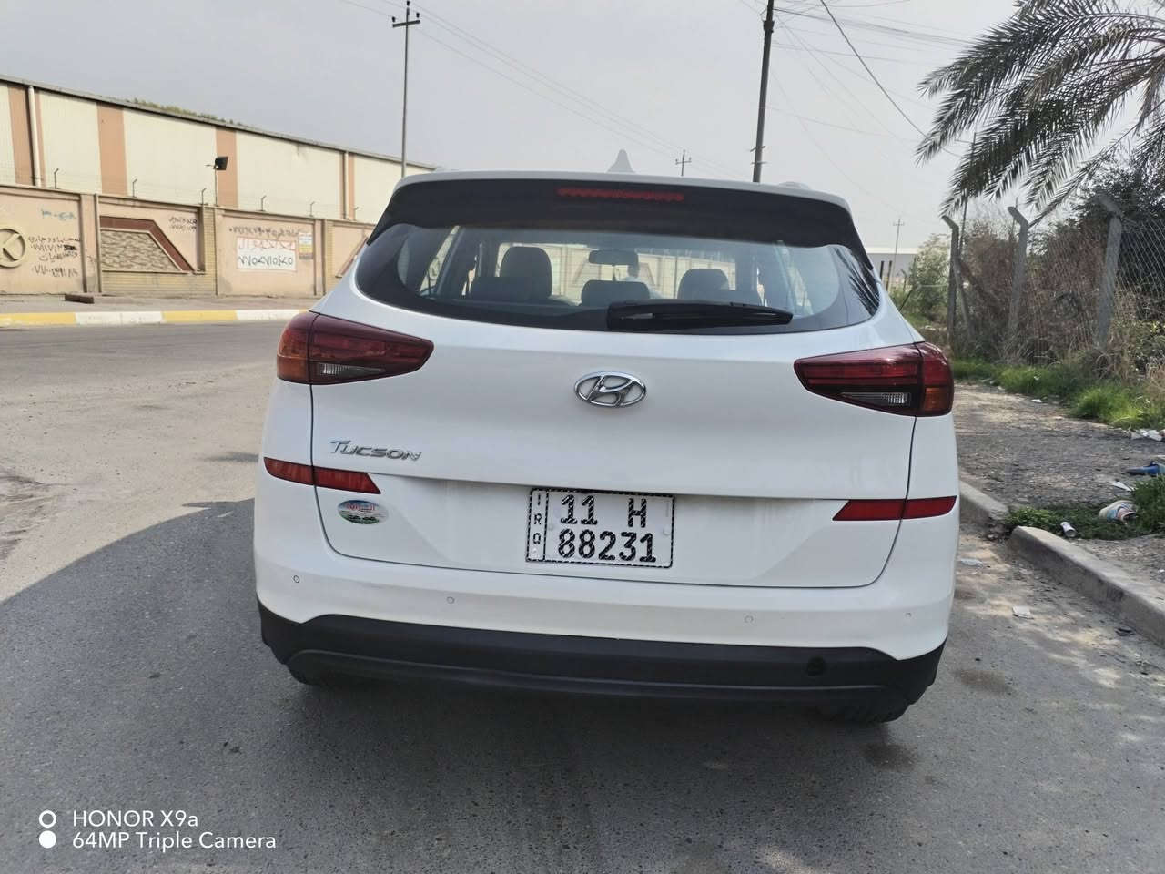 السلام عليكم توسان ٢٠٢٠ خليجي رقم بغداد بسمي فول مواصفات بصمه كشنات كهرباء خمس عدسات شاسه كامره ٣ انظمه قياده دوشمه جديده   عدى البانوراما سياره نضيفه جدا محرك ٢٠٠٠دوش سياره جاهزه من كلشي صبغ بالهلال خلفي فقط اثر شخط بسيط السعر ١٩٢ للاتصال *********** مكاني بغداد حي الجامعه
