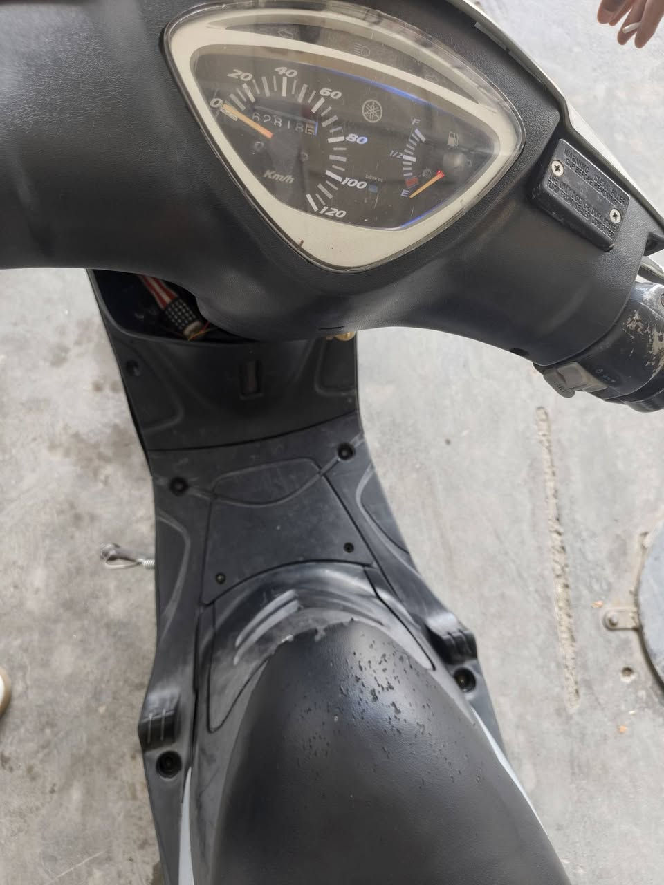 السلام عليكم ماكس عدلة النضافه شوفت عينك كهربائيات شغاله نكرة سلف هندر مكاني مقابيل ملعب المدينة السعر ٥٠٠ وبيها مجال ***********
