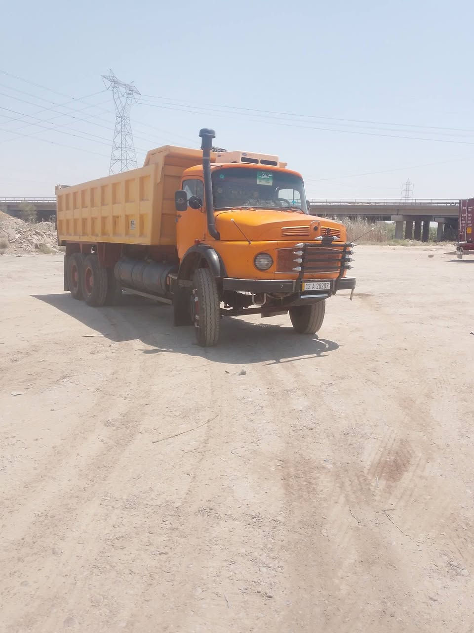 سلام عليكم سياره للبيع مايلر مطول سعر عل خاص ***********

