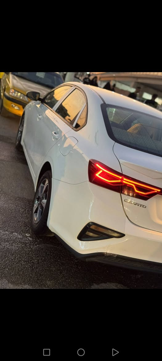 السلام عليكم
سيراتو موديل 2021 مكفوله من الحادث التبديل والصبغ محرك 1600 رقم بغداد بأسمي رقم انكليزي الجديد السعر 166 استفسار أكثر مراسله خاص او الاتصال على الرقم ***********
