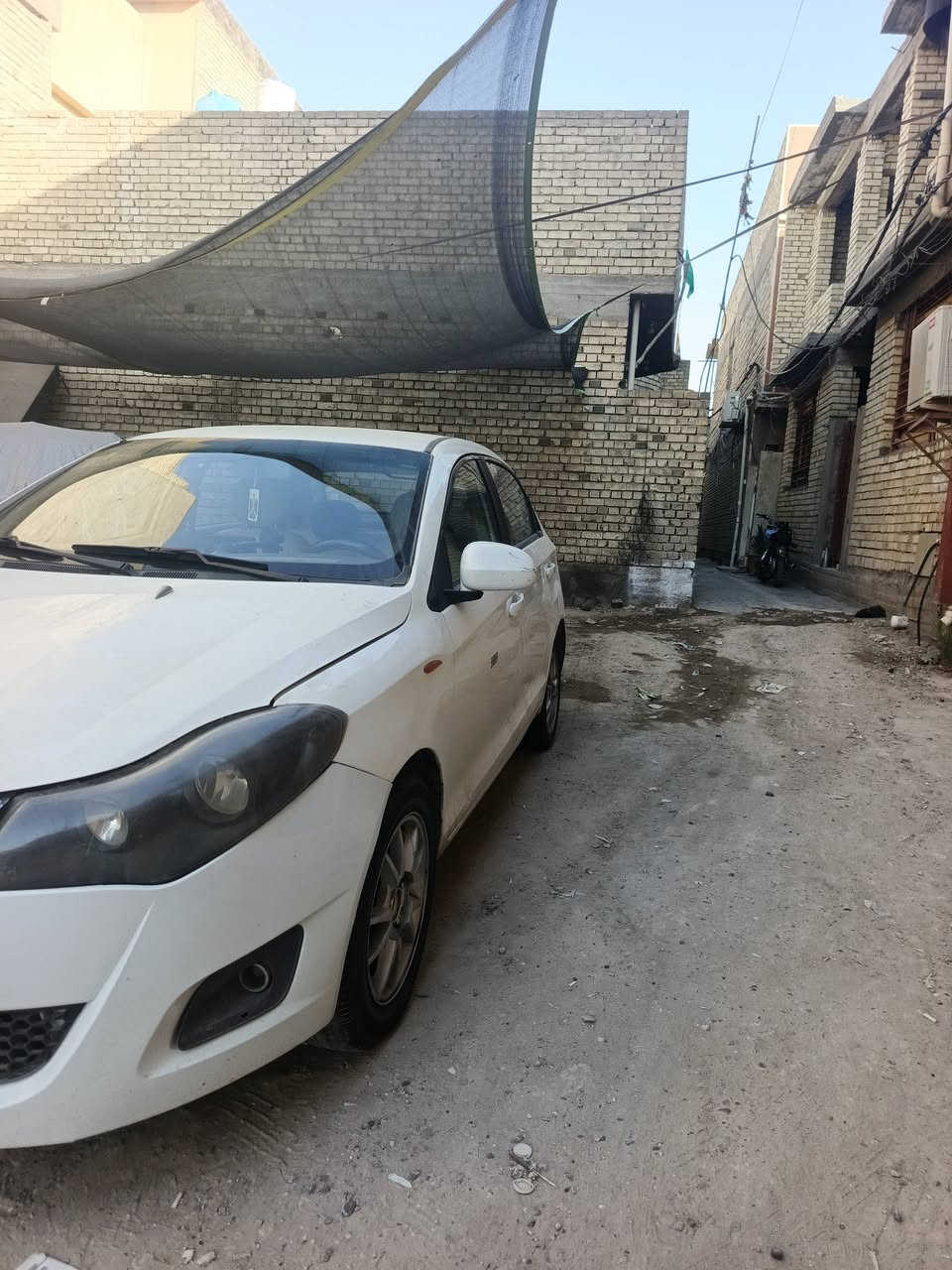 سلام عليكم شيري فلاوين موديل 11 سياره حلوه وخير من الله بيه بدايه تبخير تبريد شغال سياره بسمي  رقم انگليزي تحويل مباشر السعر 35 بيه مجال بسيط مكاني بغداد گريعات ***********
