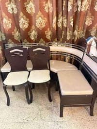/ ديوان تركي مستعمل نظيف جدا مكاني بغداد/ الحارثيه / 07823333599