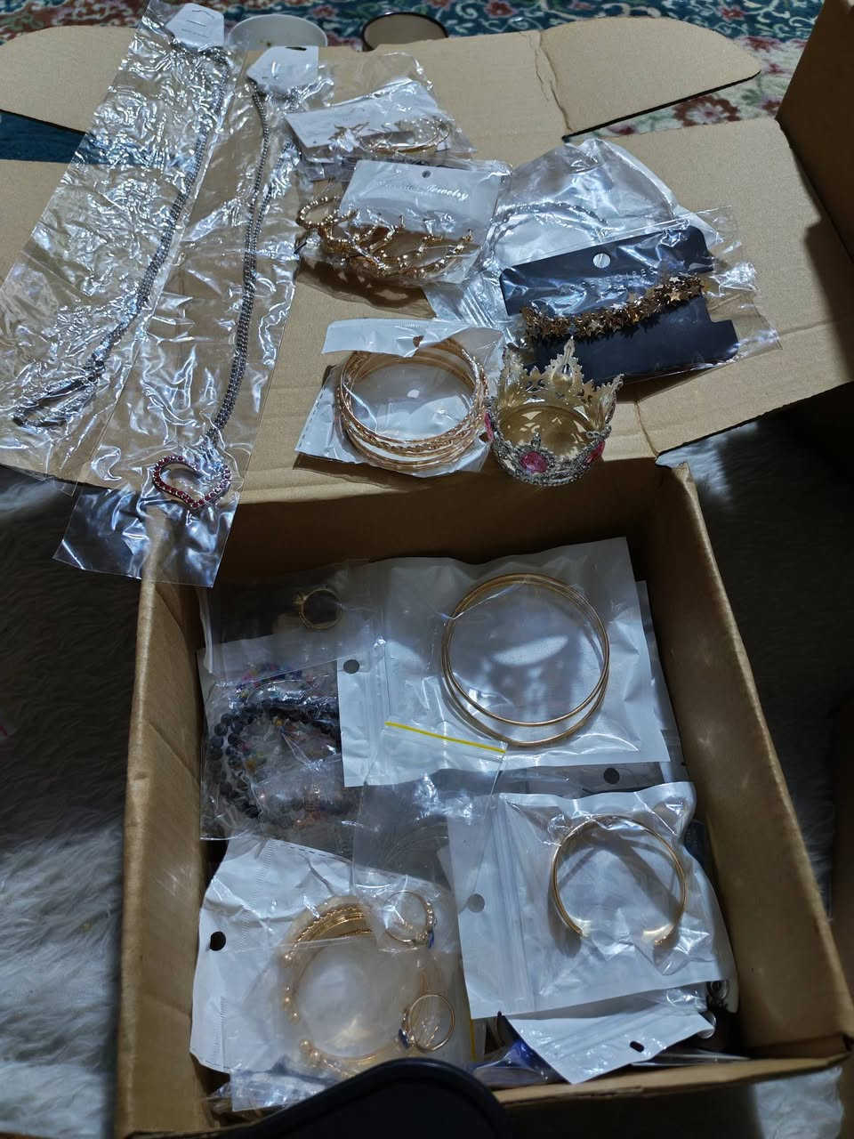 توفر كراتين اكسسوارات مشكل شي أن بالكارتون الواحد٥٠قطعة ب١٨الف توصيل مجاني


**إذا كنت صاحب هذا الإعلان وتريد حذفه لأي سبب، رجاءا أرسل رسالة إلى الدعم الفني**