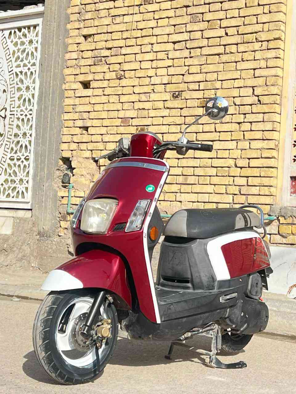 السلام عليكم بوليس مسطرة للبيع كفاله عامه من كلل شيي برغي ما ناقصها تخم كلجات خلفي وامامي رياضي WFبلاديات اجن من الحاوية وياهه قبل شهرين تقريباً
ً طلعت من الحاوية السعر 1100 مليون وميه وبيهه مجال المكان ناصرية حي الفداء التواصل خاص او ***********
