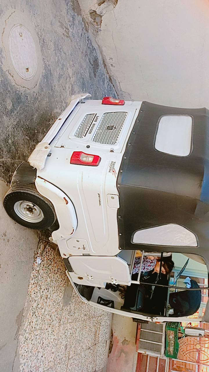 سلام عليكم تكتك للبيع مديل 2022 شهر 11باسمي رقم وسنويه مكفوله مكينه كير كشر عنواني بغداد مدينه الصدر  رايده ب 8ونص ***********
