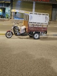 موتور • 2010 • أسود