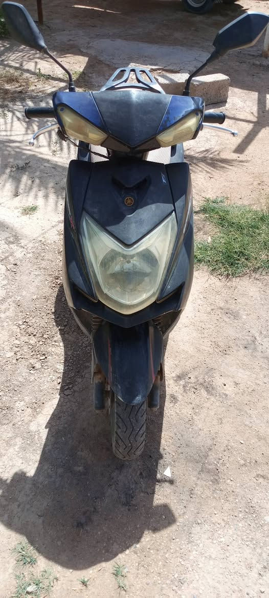 سلام عليكم دراجه للبيع نضيفه كدام عينك كهربائيات شغاله المكان المسيب السعر 350بيه مجال الرقم***********
