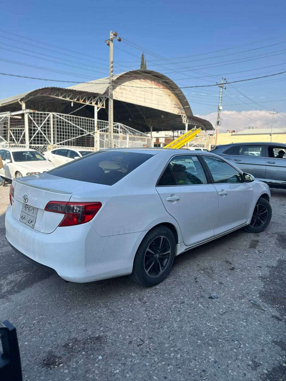 كامرى 2012 
كير و مكينه بشرتن 
ربع بوند صبغه بي داخليه 
سياره باقزه بي مصرفه 
سعر 130 و مجاليك كيم
*********** زاخو, دهوك
