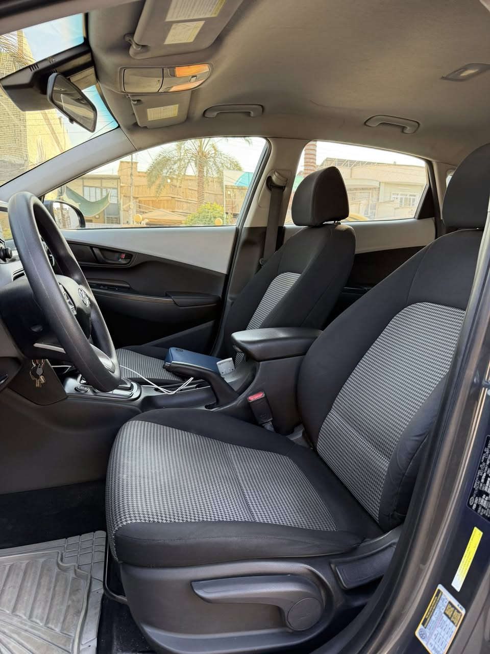 كونا 2021 وارد امريكي 
حادث جاملغبن وبنيد وخشم الجسر بارد فقط 
لغد شاصي كفاله 
موصفات المعرفه عاديه شاشا كامرا ويل كروم مود درايف 
رادار امامي مانع انحدار تحديد مسار لد 
محرك 2000 دوش بدون ادوانز 
ماشيه 54 
سياره جاهزه ومابيه اي نقص 
رقم بغداد تحويل مباشر 
سعر 128 قفل وماكو هيج سعر 
مكان سياره بغداد السيديه 
***********
