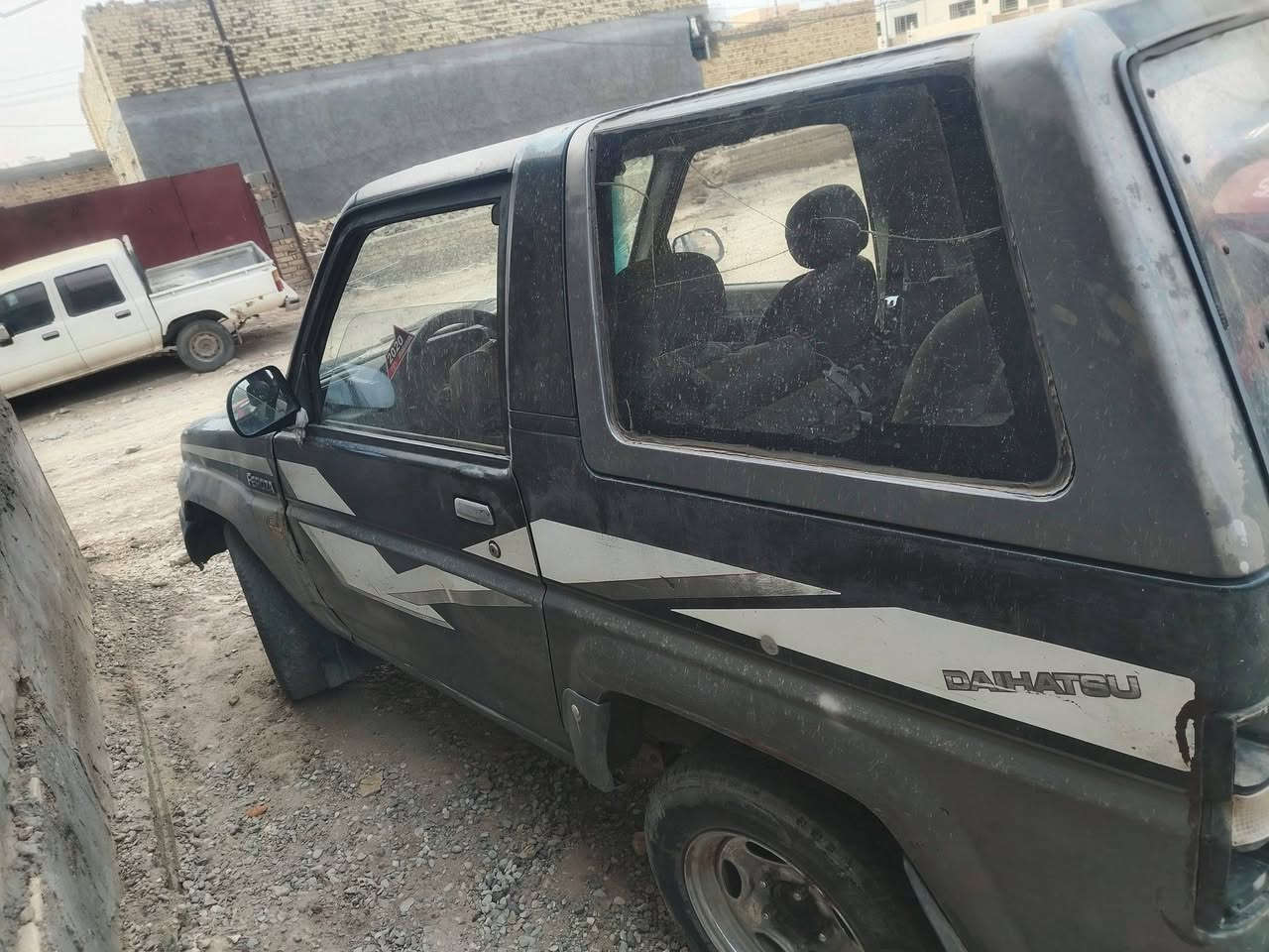 للبيع داهستو سياره  تك باب نضيفه جدا
محرك كير اكسن شاصي مكفول
محرك 3y رقم بغداد سنويه ساقطه
مكان ذي قار الفجر للاستفسار
***********
