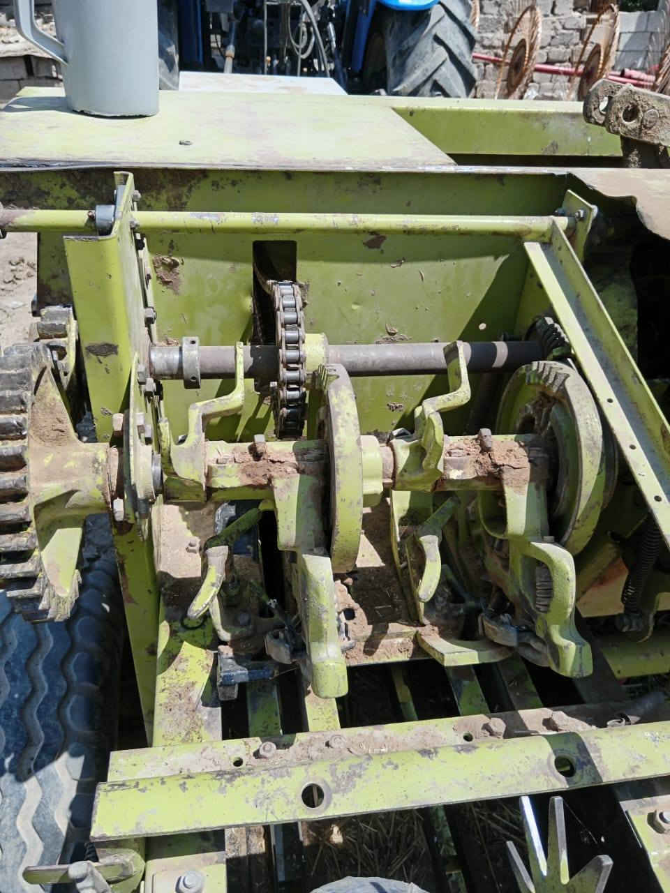 للبيع كابسه كلاص الماني  حجم 50  جاهزه نظافته 95% للااستفسار الاتصال على ***********
