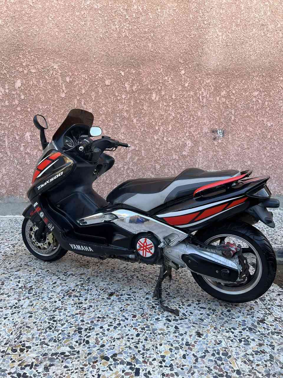 TMAX2008 نوزل  الدراجة كفالة وكاملة من البرغي للبرغي  الدراجة تزويدهة اصلي   الدراجة بحالة الوكالة السعر 19  للاستفسار *********** المكان بغداد شارع عدن
