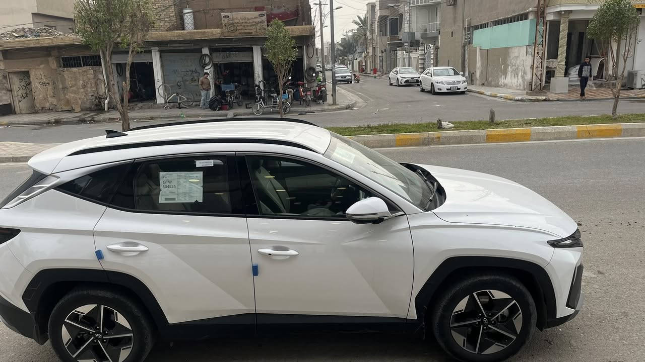 سلام عليكم

توسان 2025 خليجي
فول مواصفات -قمارة حديد
ماشية 38 الف حقيقي
لون ابيض
رقم بغداد انكليزي
————————-
•تشغيل بصمة
•كاميرا خلفية
•حساسات امامية-خلفية
•كوشنات كهربائية
•تبريد كشنات
•باب جنطة كهربائي
•شحن وايرليس
•كيج ديجيتال
•اوتو هولد
•هيندبريك بصمة
•درايف مود ( سبورت-اقتصادي-عادي)
•كراسي جلد
•شاشة لمس
Apple CarPlay / Android + شاشة•
•مثبت سرعة
•تحكم كامل بالستيرن
•اضاءةLED(نهارية -ليلية)

سونار  نظيف
فقط بيها تصليح بباب الجنطة و الباب الخلفي
—————————-

مكاني الانبار فلوجة

للتواصل 
***********
***********

فقط اتصال غير متواجد عالفيس
