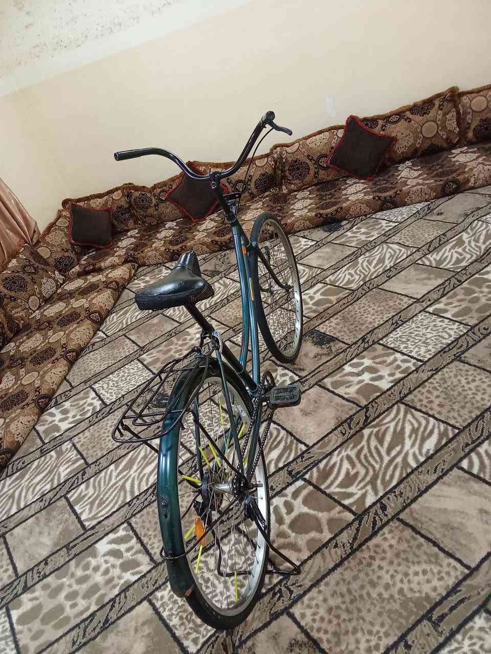 سلام عليكم بايسكل نظيف للبيع حجم 26 السعر 45وبي مجال المكان موصل جانب الأيمن منطقة اصلاح الزراعي الانتصال خاص او عالرقم ***********
