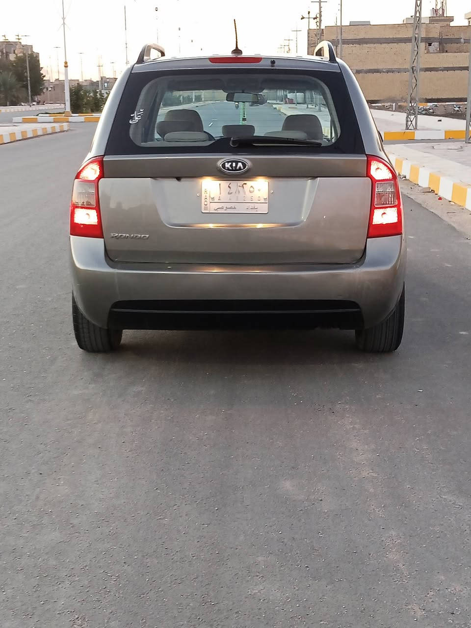 مكلف بالنشر للاستفسار (***********) ناصرية مركز السلام عليكم شباب كيا راوند وارد امريكي موديل 2009 هزه وسنويه 2028 ضرر جاملغ وبنيد ورش احزام جاهزه مكينه دوش 2000كير اوتوماتيك 7 راكب حداديه كهربائيات تبريد شرط سعر 95$ بيها مجال
