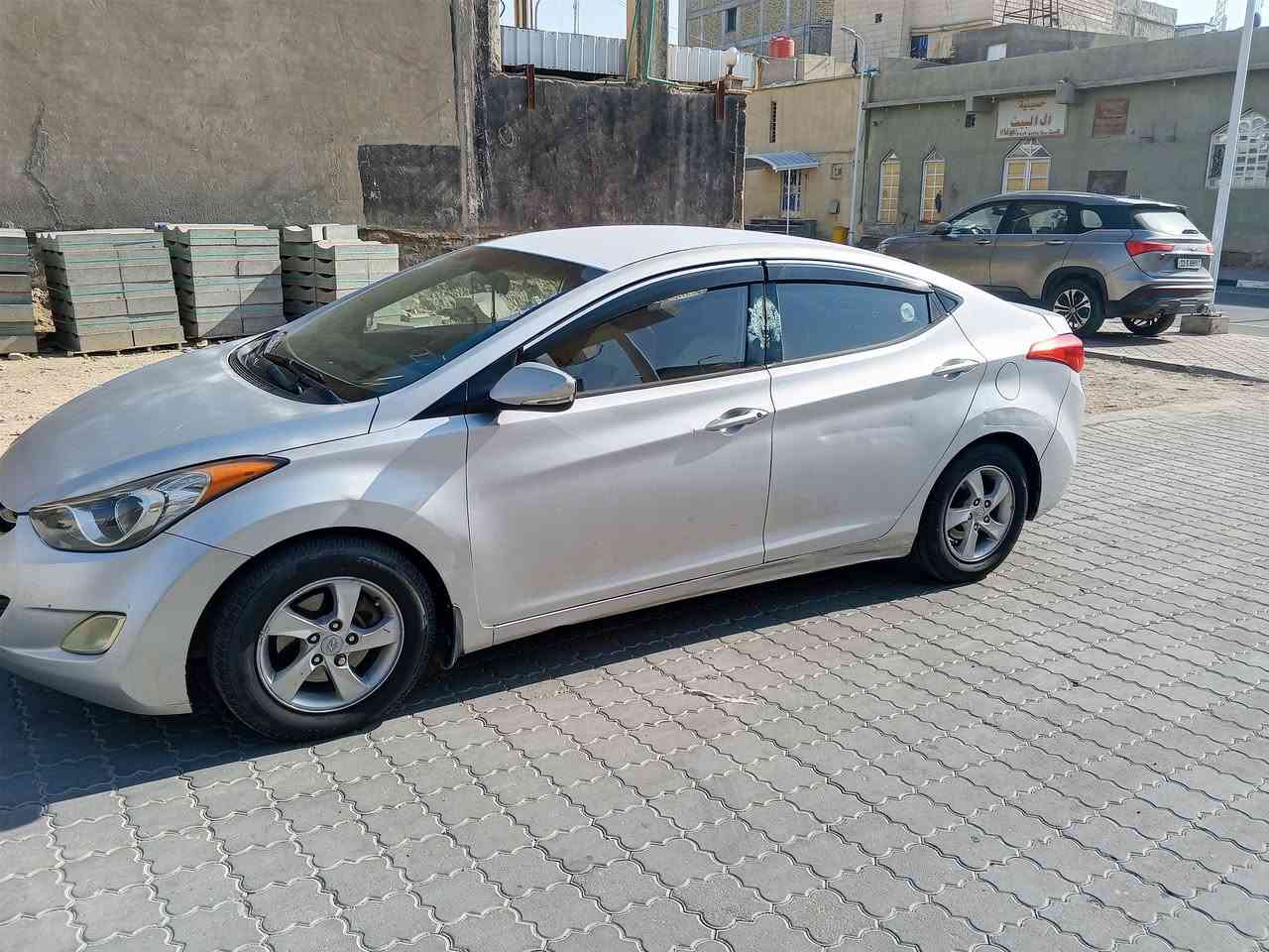 النترا افانتي 2012 وارد كوري
مكينه GDI 1600 السياره بسمي رقم بصره نكليزي تنتهي السنويه ب2030 ب85 وهاذ رقمي *********** نهايتها 85 والمو شراي لا يتصل
