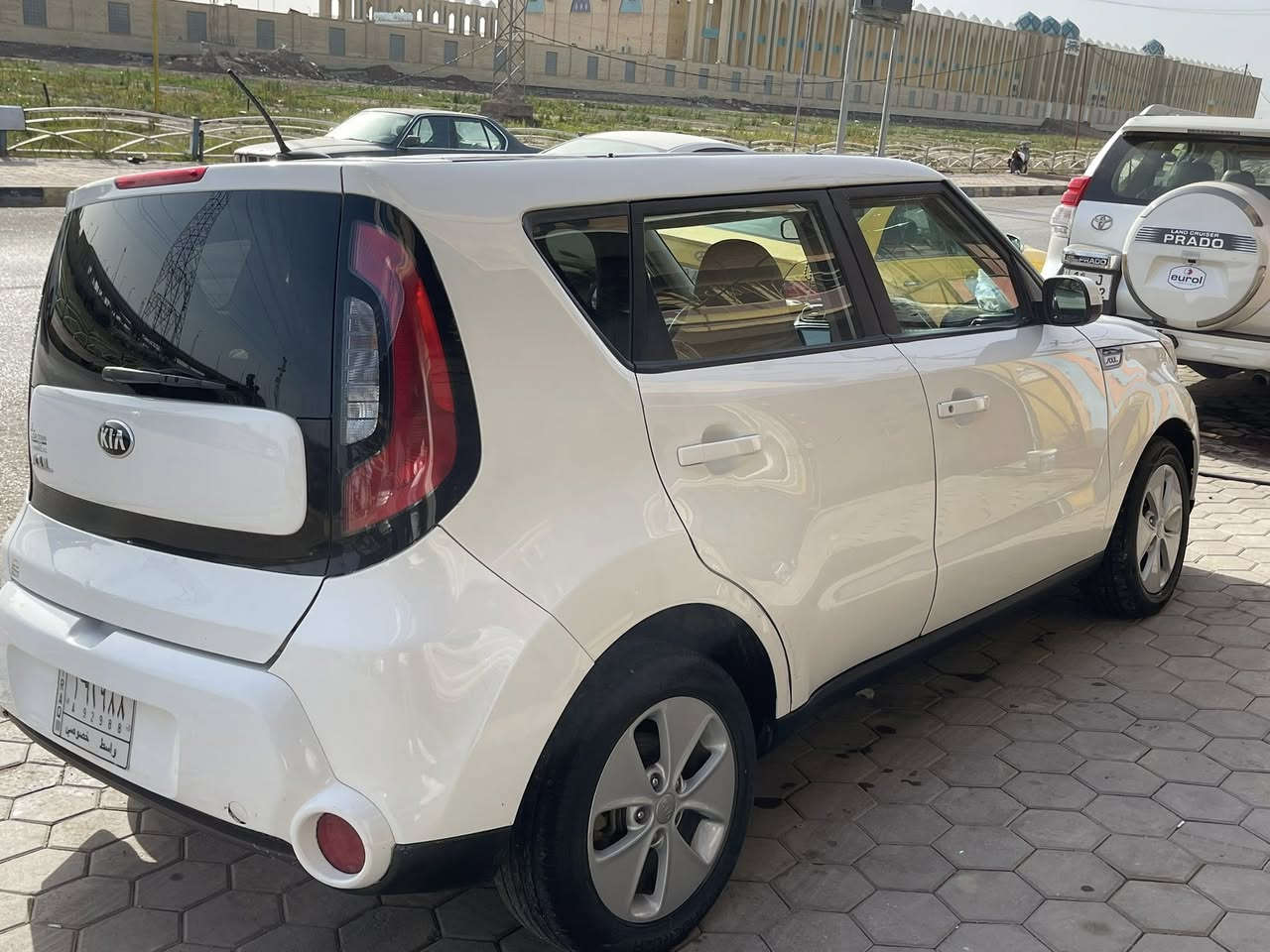 السلام عليكم ورحمة الله وبركاته 
للبيع  كيا صول موديل 2016 وارد أمريكي  مكينة1600صور الحادث موجوده بل منشور مع السونار 
السياره جاهزة من كلشي خير من الله بيها رشات صبغ  مكفولة من الكلبة أو التجية 
الشراي يتصل ع الرقم *********** غير متواجد ع الفيس
