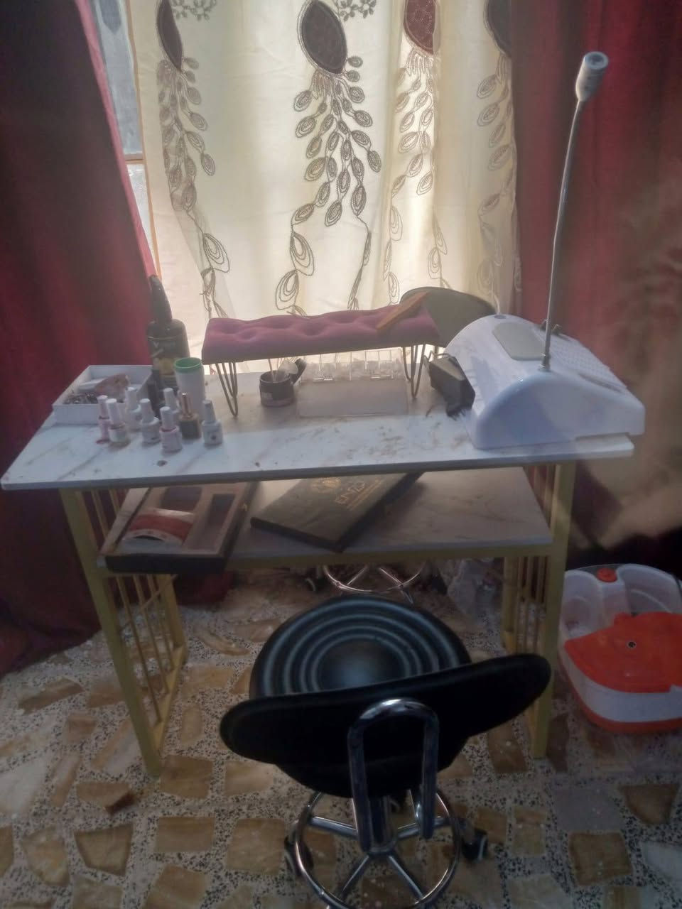 صالون البيع كامل جميع الاجهزه موجوده بيه بالعافيه على الياخذه الناصريه( قظا النصر) السعر 6 مليون ونص


**إذا كنت صاحب هذا الإعلان وتريد حذفه لأي سبب، رجاءا أرسل رسالة إلى الدعم الفني**