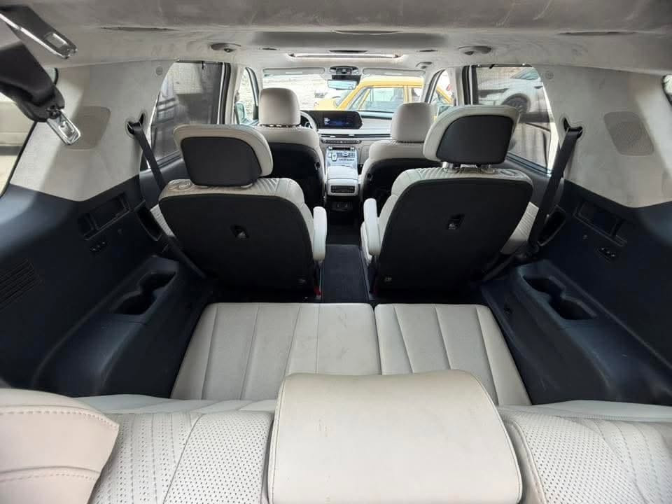 ‏Hyundai palisade  2024 Calligraphy

هونداي بلسايد كاليغرافي 

الموديل : 2024

الون : ابيض 

العداد : 30 الف ميل  قابل للزياده

رقم بغداد

حادثها طرف البنيد مصلح نفسه مصبوغ

المواصفات :-

1-شاشة عرض داتشو 

2-المحرك   v6    3.8 

3-بصمة تشغيل + بصمة ابواب +تشغيل عن بعد 

4- فتحتين سقف 

5- سماعات هارمن كاردن عدد 16

 6- رادار امامي  + خلفي  

7- حساسات امامي + خلفي 

8- كامرات  360 درجة 

9- كشنات امامي خزن ميموري 

10-كشنات كهربائي تدفئة وتبريد الاماميه والخلفيه 

11- انارة داخليه (محيطيه)  

12- بردات جانبية

13- تبريد مركزي امامي + خلفي منفصل التحكم

14- تحكم ستيرن + شفتات

15- تدفئة ستيرن 

16- مرايا هيتر  

17- صندوق كهربائي شفط 

18- وضعيات قيادة  (5)

19- ويل كب حجم  20 

20-اوتو هولد + نقطة عمياء +توقف ذاتي لتفادي الاستطام 

21- سايد بريك بصمة + مثبت سرعة

22- شحن وايرلس 

23- إشارات بالمرايا  + إشارات جانبيه

24- تحديد مسار

25- شاشة ديجتال كبيرة

26- تشغيل عن بعد .

27- دفع رباعي 

28- نظام مانع انزلاق 

29- نظام نزول منحدرات

وبعد بيها هوووواي مواصفات 

السعر 325 ورقه وبيها مجال

للاستفسار اكثر يرجى 

الاتصال بالرقم ***********
