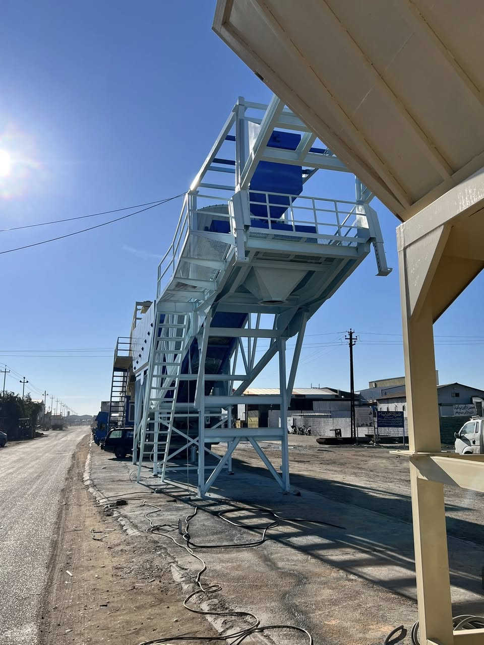 معمل كونكريت بروماكس موبايل 100 متر ناشف وياها سايلو واحد 100 طن و برينه واحد 10 انج معمل كامل و جاهز موديل 2015
مكان كركوك شركة سامان 
للسعر ***********
