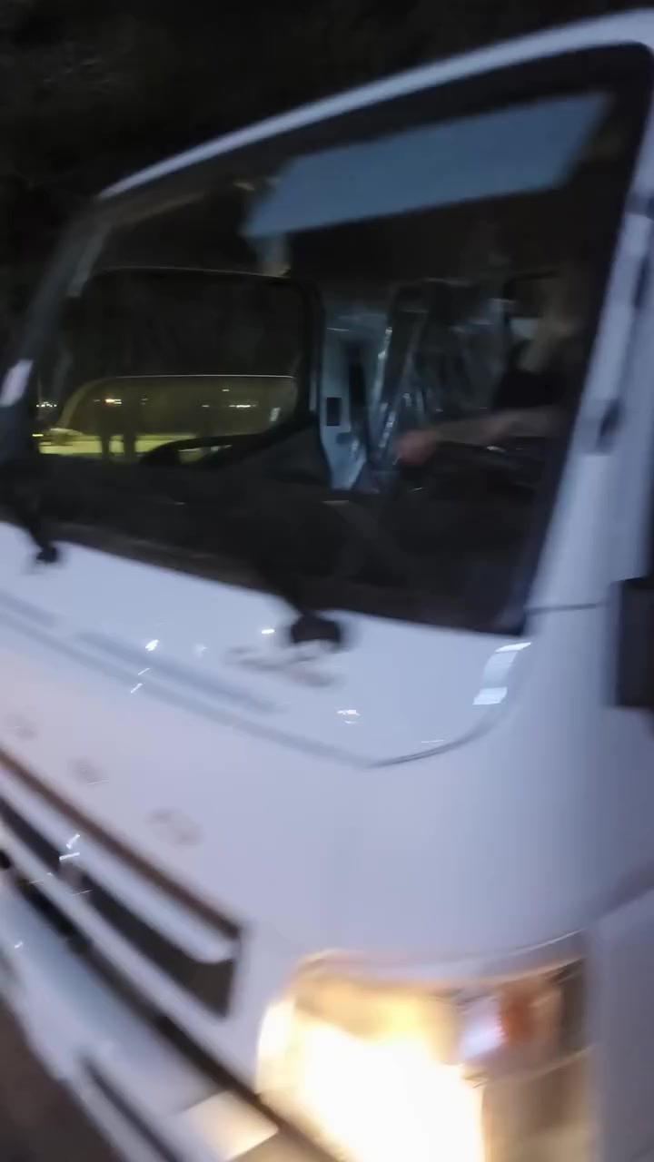 ***********
كنتر للبيع موديل2026
مکان سلیمانية
بدي بلادي
تنكي كاز 170ليتر
موحسن كويتي 
***********
***********
