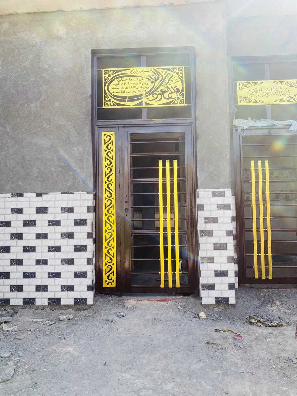 السلام عليكم 
صبغ مركزي أبواب وشبابيك درجه اولى 
للاستفسار الاتصال ***********
او مراسله الصفحه
