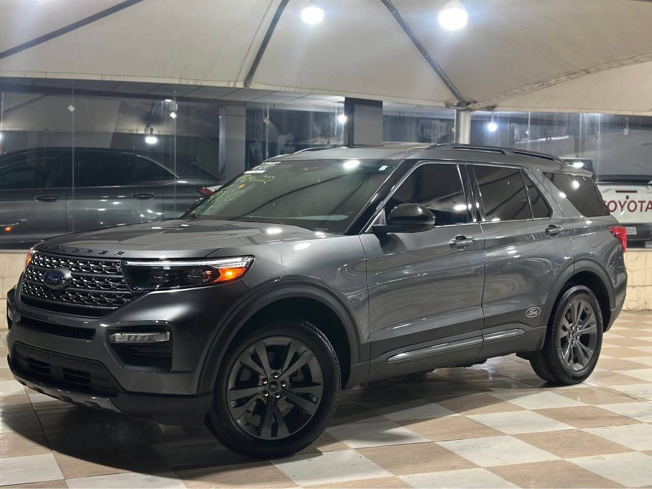 FORD EXPLORER XLT 2024
سه ياره كه ته نها دوو په له ي بؤياخه ته نها له سه ر شوخت په مپ كراوه سه ياره عاديسه ي نيه ته نها  شوخت هه يه بؤيا خ كراوه سه ياره كه پيش پشت ته نيشت هه موو كه پسه ده عاميه كانيش به شه رت بي بؤياخ ئيرباگ به س شان ته قيوه بيلاديم داناوه ته وه سه ياره كه فول مواسه فاته ده بل ئه كس AWD -پانؤراما-٣ريز كوشن -كوشن vip- دوو به سمه ي شه ريكه ي له گه له ته نها ٢١ مايل رؤشتوه گيرو مه كينه كاره باي به شه رت سه ياره كه كاتي نه شكاوه ٣ مانگ كاتي له گه له: نرخ-٢٥٥$ شتيك مه جال 1FMSK8DH2RGA49900 ره قم شانسي 
***********
***********
Whatss app
Vaiber رانية, السليمانية
