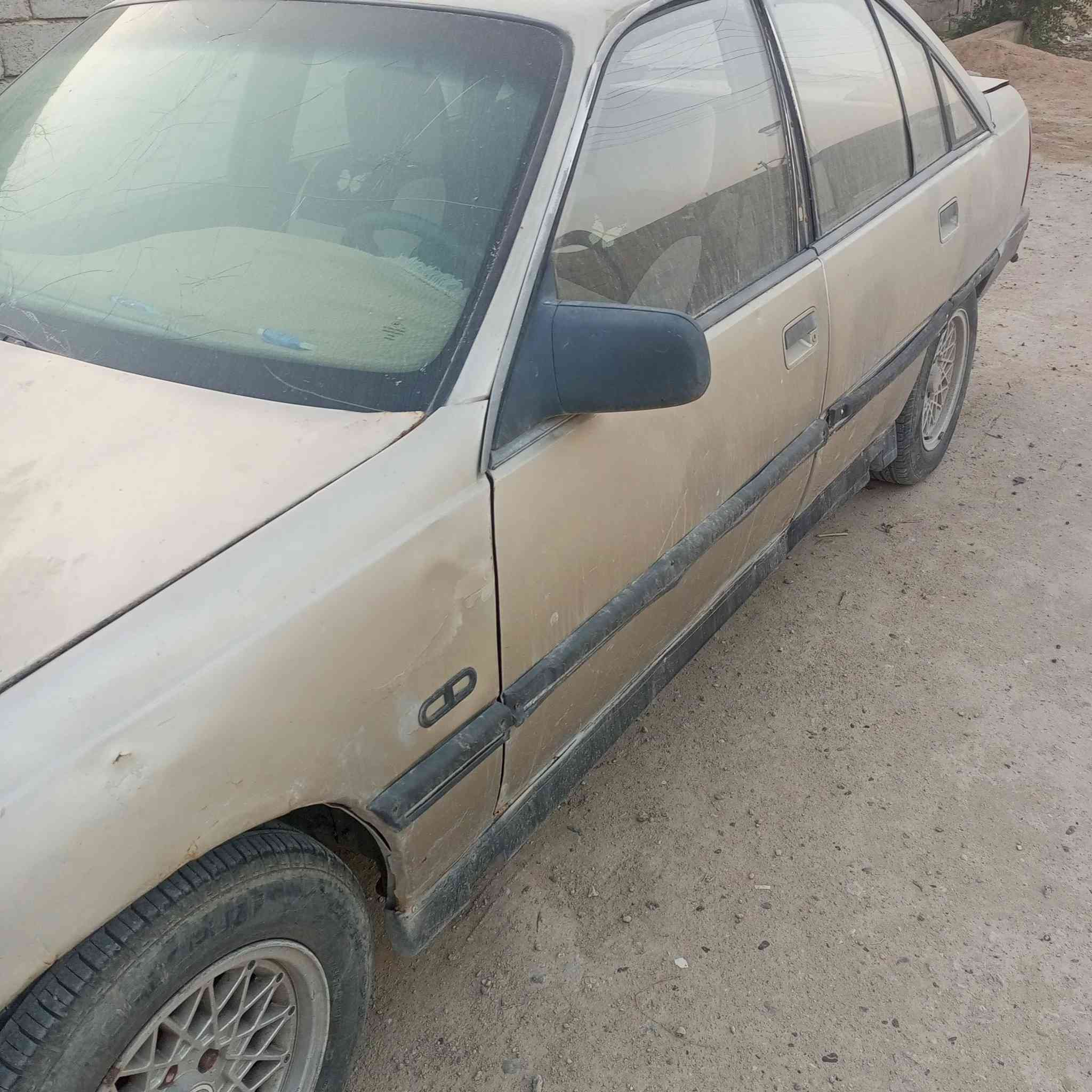 تحياتي وتقديري للجميع...للبيع اوبل اوميكا اوتماتيك كيرومحرك جيده جدا السعر 20ورقه  فلوجه حي المختارموبايل ***********...***********
