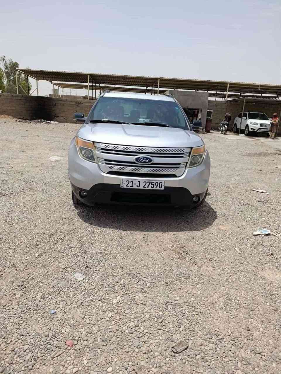 فورد اكسبلور خليجي 13 شركه نيفا كلين تايتل بدون قطرة صبغ فول مواصفات باستثناء الجلد  والبصمه فتحتين سقف بانوراما كشن كهربائي فور ويل سبعه راكب تبريد ثلاث قطع اشاير بالمري نقطه عمياء شاشه كبيره كاميرا بلاد اوتو بارك 8 سماعات وضعيات قياده كود قفل بالباب صدر امامي وخلفي جديد تخم تايرات جديد سنويه لل29 هزه جديده بأسمنا تحويل ثاني يوم كير كفاله والمحرك بي صوت اعتبره گايم سعرها 160 وينزل منه سعر المحرك للاستفسار الاتصال على الرقم التالي ***********
