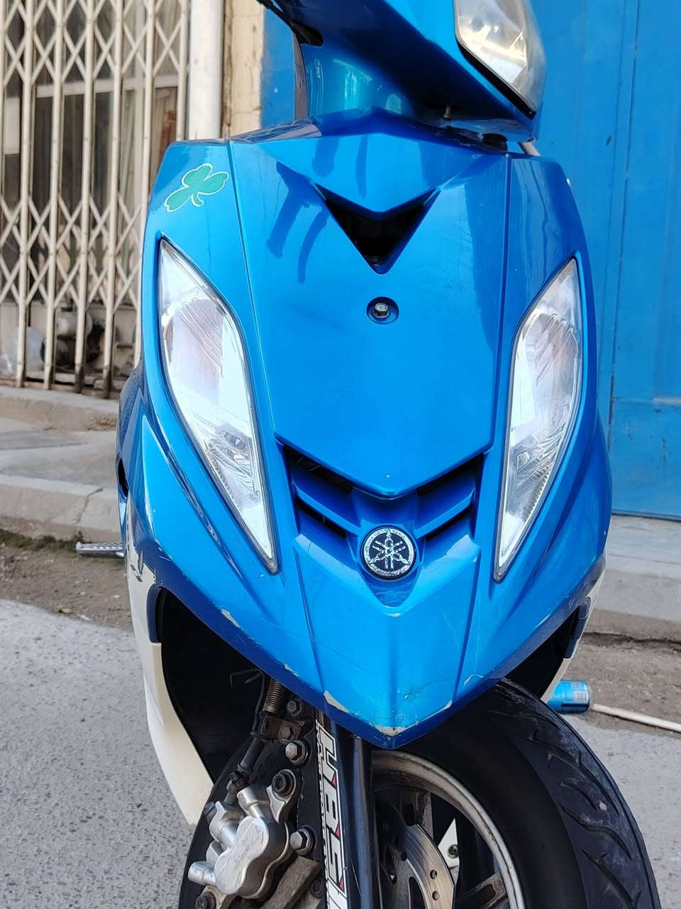 السلام عليكم جي تي ار للبيع
موديل 2009 كلشن غيابي ابو 75 زوج تايرات جدد بها نظام بصمه بصمتين بيها ومفتاحين كفاله عامه جيب فيتر وافحص شلعه ومعدل السعر خاص  ***********
