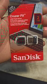 إكسسوارات إلكترونية • للبيع