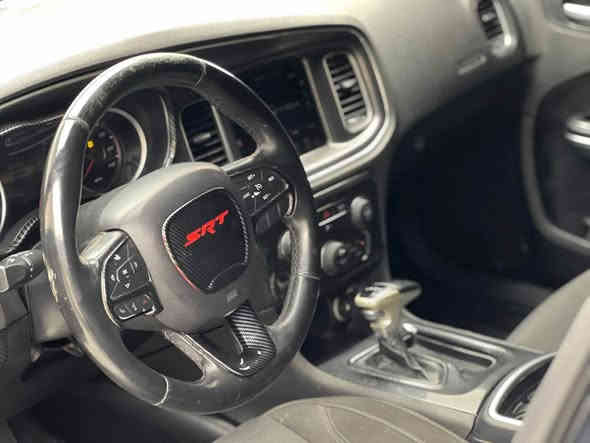 سيارة رياضية و شبابية😍🔥🔥
Dodge Charger 2017
دودج جارجر ٢٠١٧

مواصفات SXT 
(شاشة كبيرة الحجم-مقاعد كهربائية و تدفئة)

مكينة ٦سلندر حجم ٣.٦لتر تنفس طبيعي
ماشية 152,000 ميل و بحالة ممتازة 

السيارة بدون صبغ و محدث SRT
كلش حلوة و نظيفة السيارة

رقم و سنوية جديدة دهوك الدولي شرط التحويل
مكفولة من كير و محرك وكهربائيات

ب  سعر (208$) ورقة و بيها مجال للطيبين

مكان السيارة

دهوك -معرض ارشف R-Shev
رقم51 من معارض التيرمينال 

كورك-واتس اب
*********** دهوك
