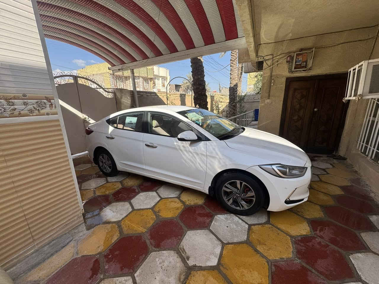 النترا ٢٠١٧ خليجي رقم ذي قار محرك ٢٠٠دوش ظرره بسيط والسونار موجود بالصور السعر ١٢٧ وبيه مجال للأستفسار الأتصال عله الرقم *********** مكان السياره الشطره
